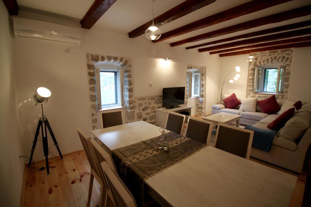 Villa Mima Kotor Exterior photo