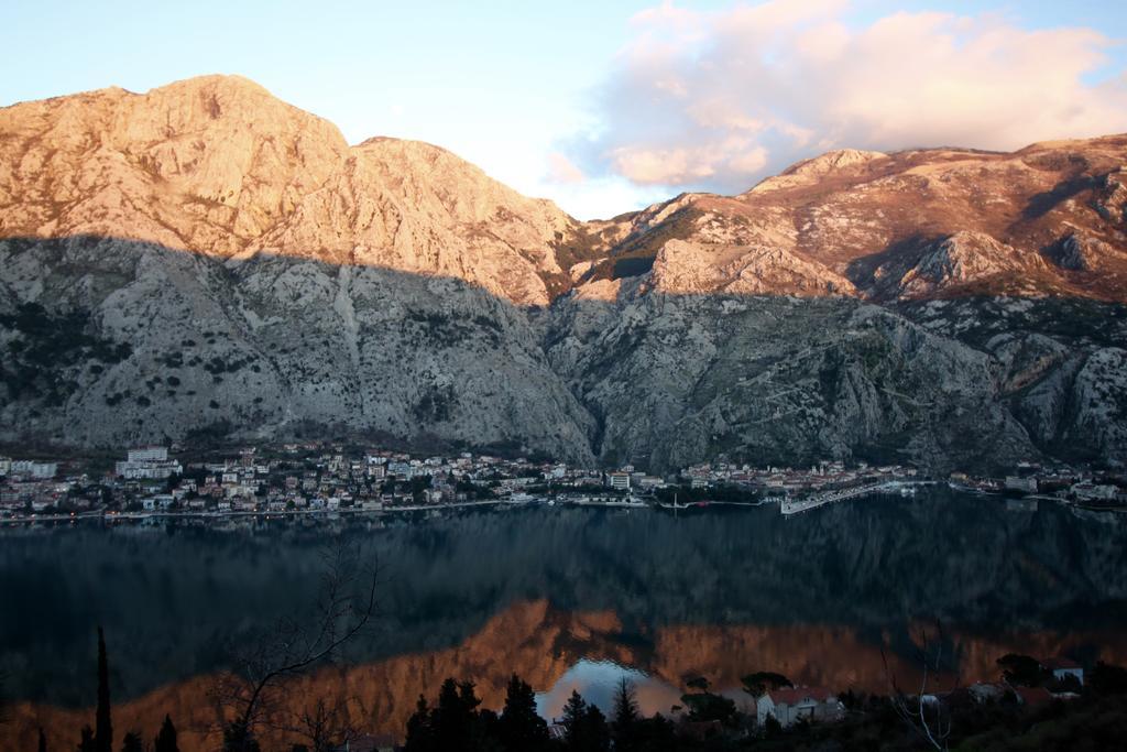Villa Mima Kotor Exterior photo